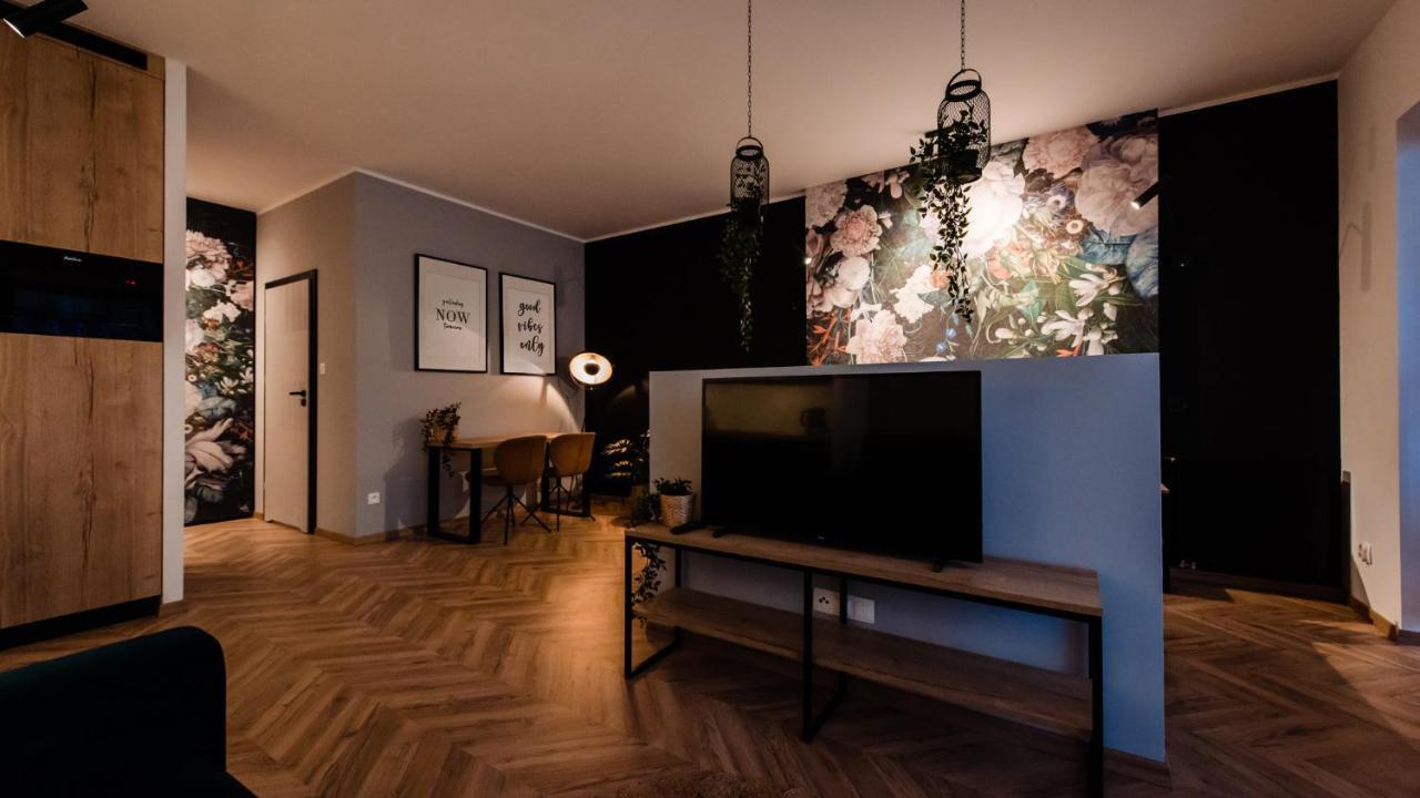 קרקוב Floral Apartment מראה חיצוני תמונה